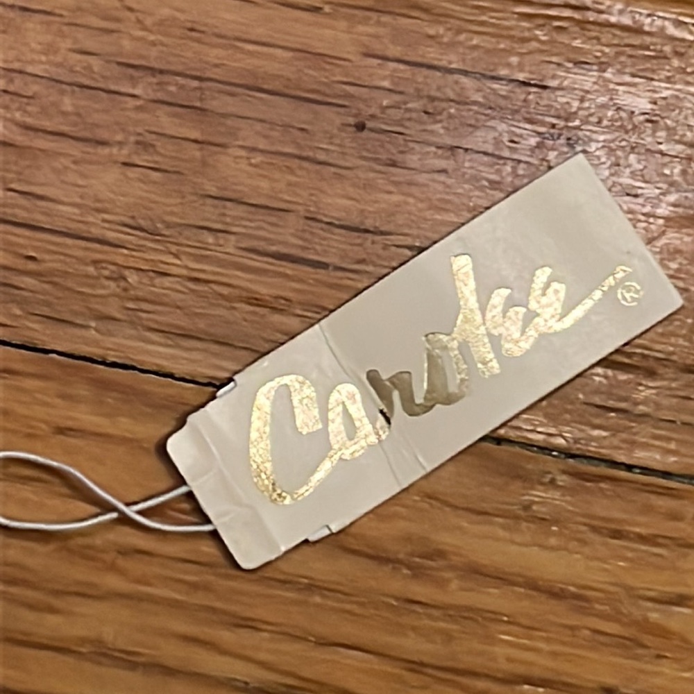 Carolee Gold Tone Textured Twist Dome Button Earrings RARE Clip On NEW ON CARD - Picture 3 of 6
